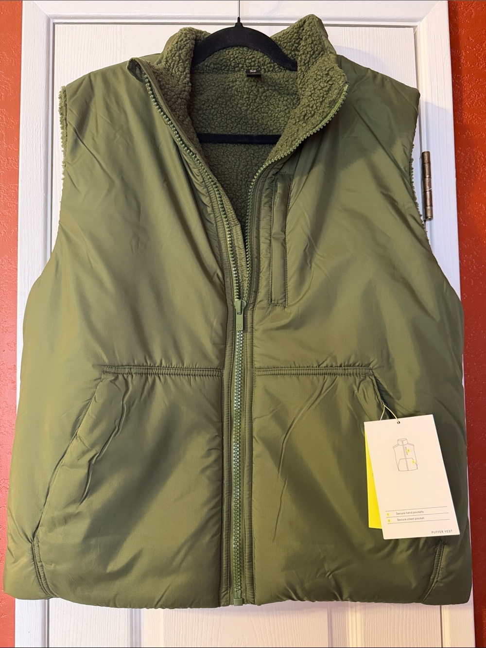 NWT All in Motion Olive Green Sherpa-Lined Puffer Vest Size Large